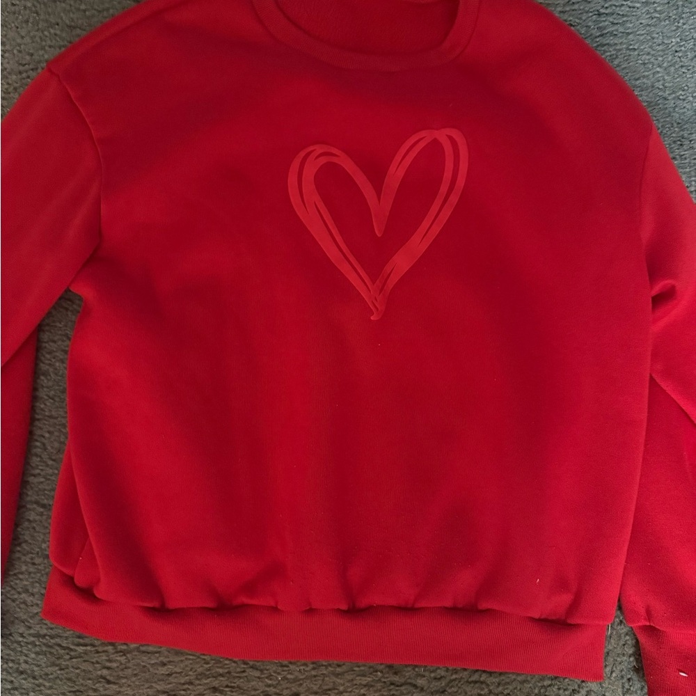 Red Heart Women's Top